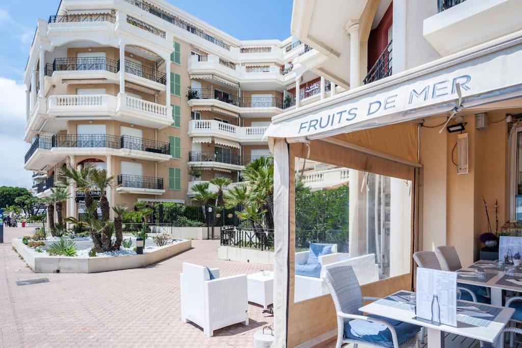 Superbe Studio Avec Terrasse En Front De Mer Menton Eksteriør bilde