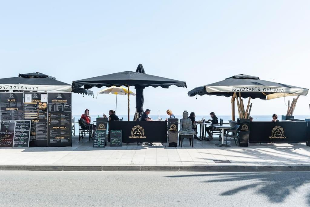 Superbe Studio Avec Terrasse En Front De Mer Menton Eksteriør bilde